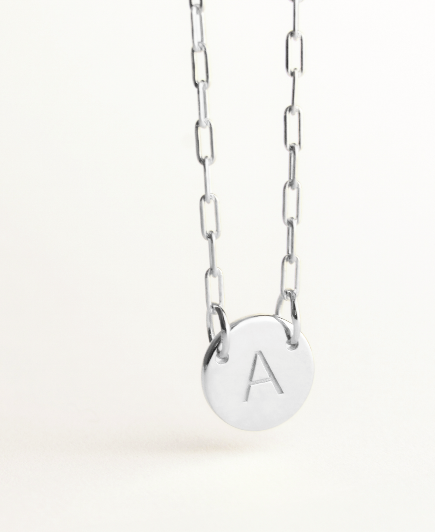 Colar Letter